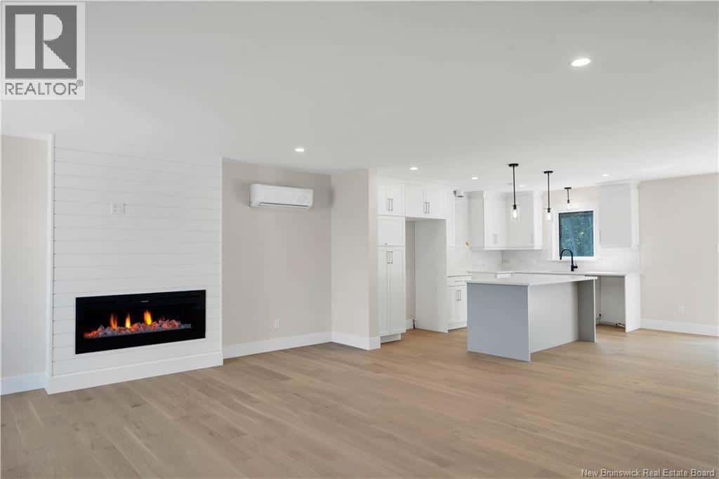 66 Robert Street — Shediac, New Brunswick - Photo 2 of 35