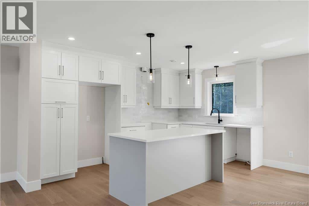 66 Robert Street — Shediac, New Brunswick - Photo 3 of 35