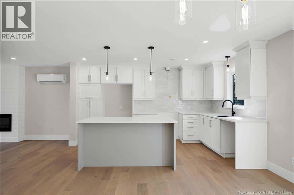 66 Robert Street — Shediac, New Brunswick - Photo 4 of 35