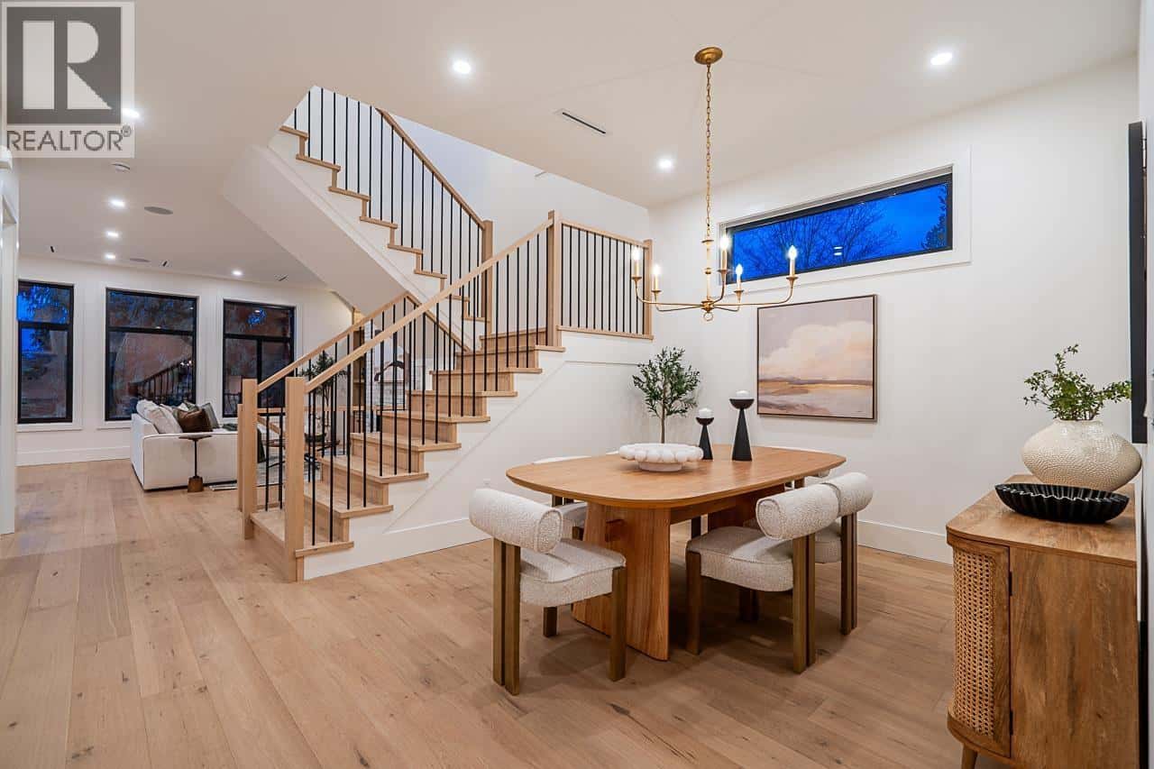 1228 STELLERS JAY PLACE — Delta, British Columbia - Photo 2 of 32