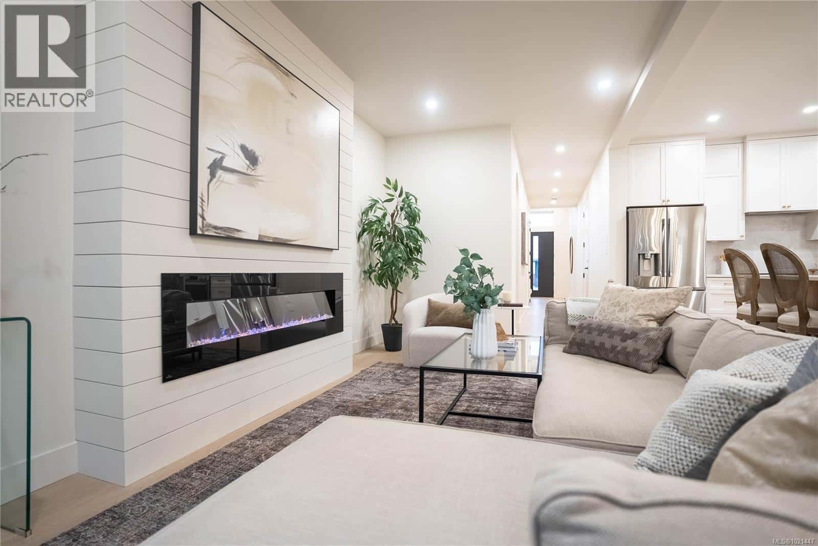 1563 Marble Pl — Langford, British Columbia - Photo 3 of 35