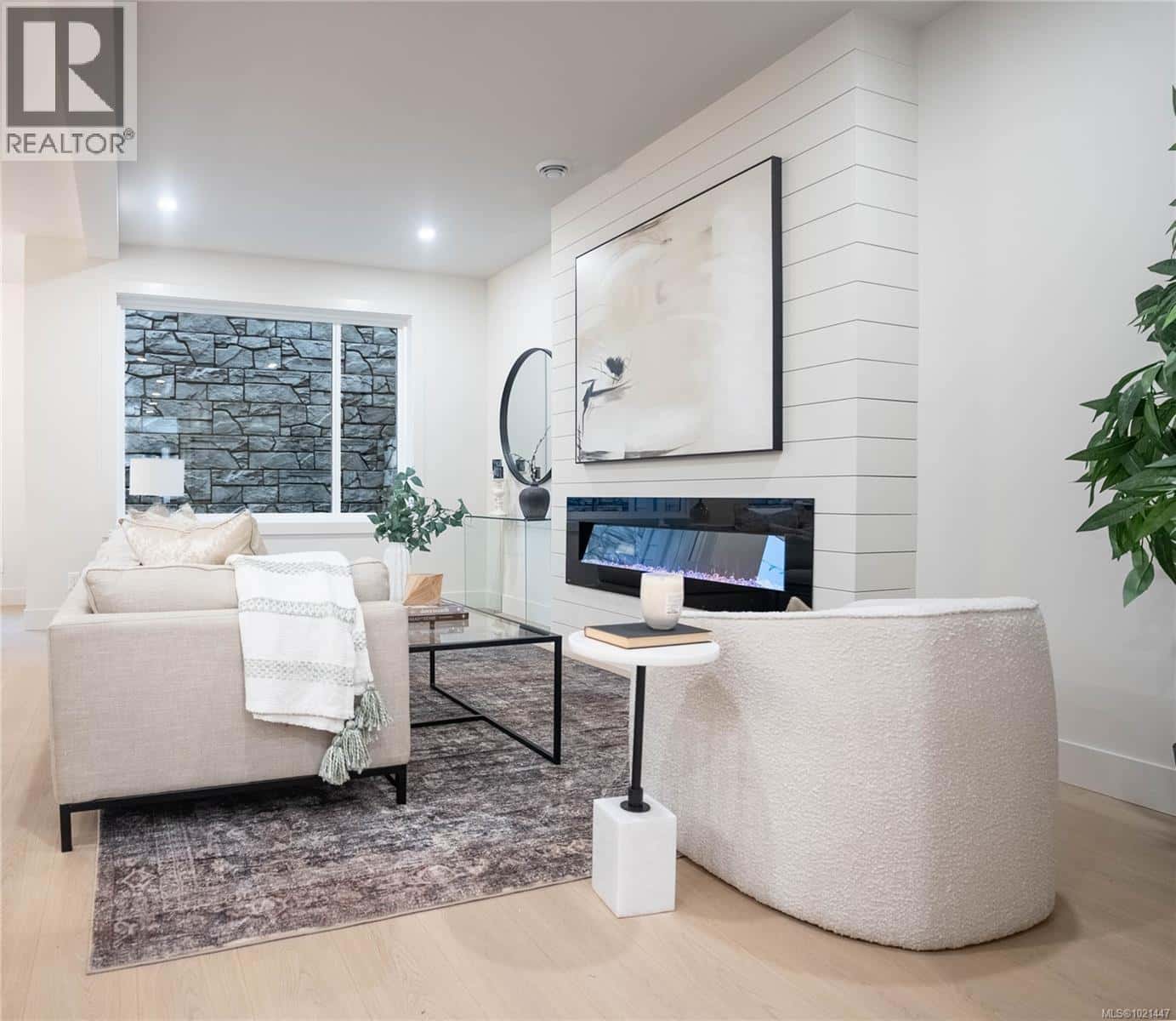 1563 Marble Pl — Langford, British Columbia - Photo 4 of 35