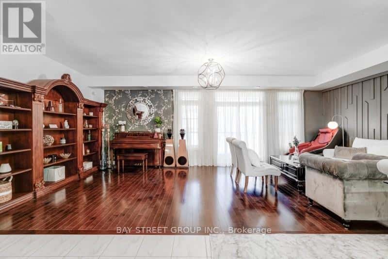 121 LUZON AVENUE — Markham (Box Grove), Ontario - Photo 3 of 49