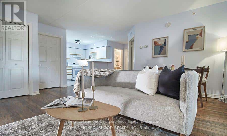 208 - 1431 WALKER'S LINE — Burlington (Tansley), Ontario - Photo 2 of 17