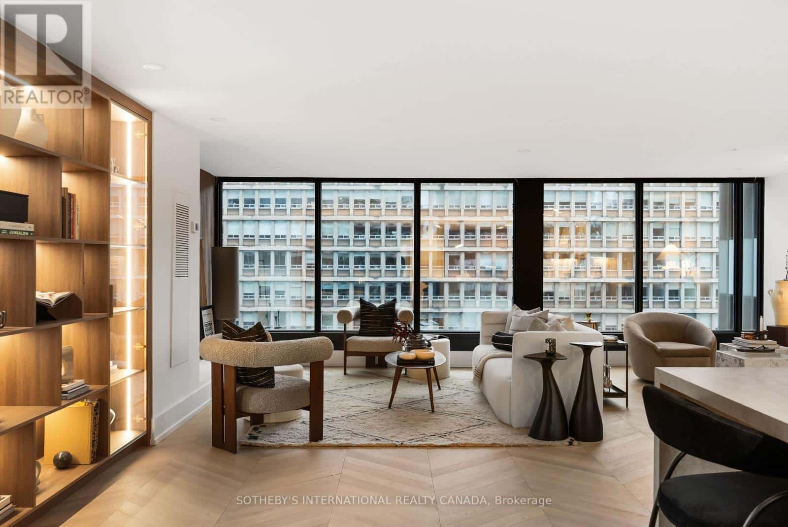 1009 - 110 BLOOR STREET W — Toronto (Annex), Ontario - Photo 4 of 50