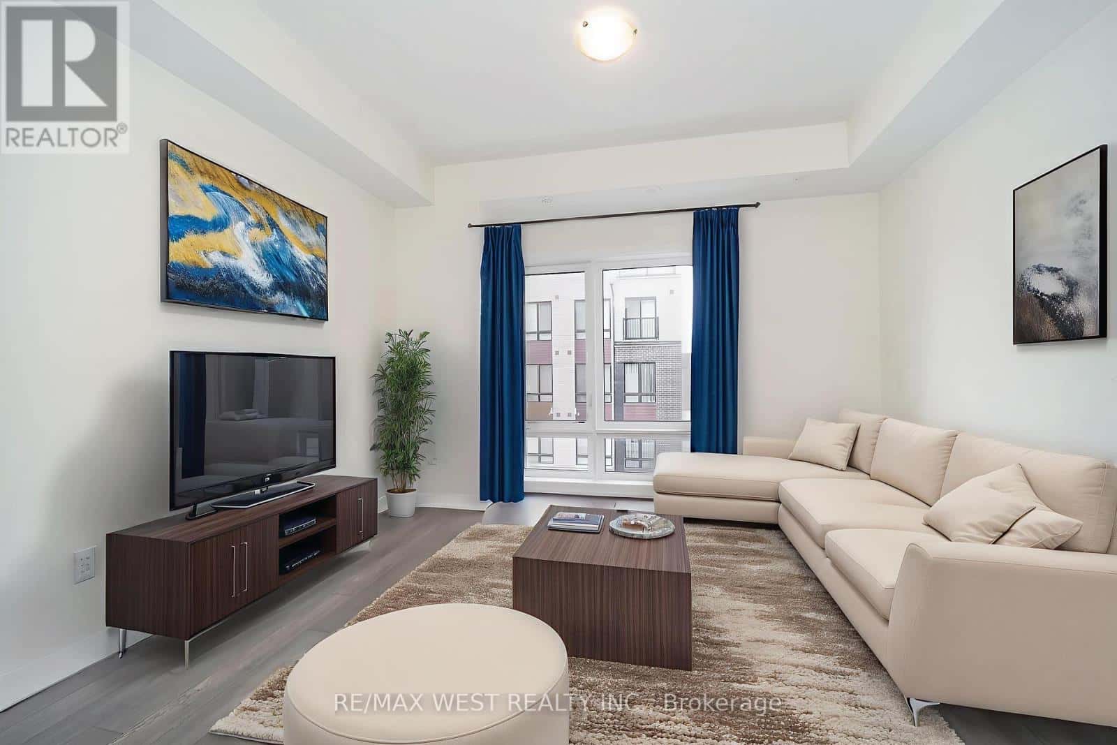 7 - 25 PRIYA LANE — Toronto (Malvern), Ontario - Photo 2 of 8