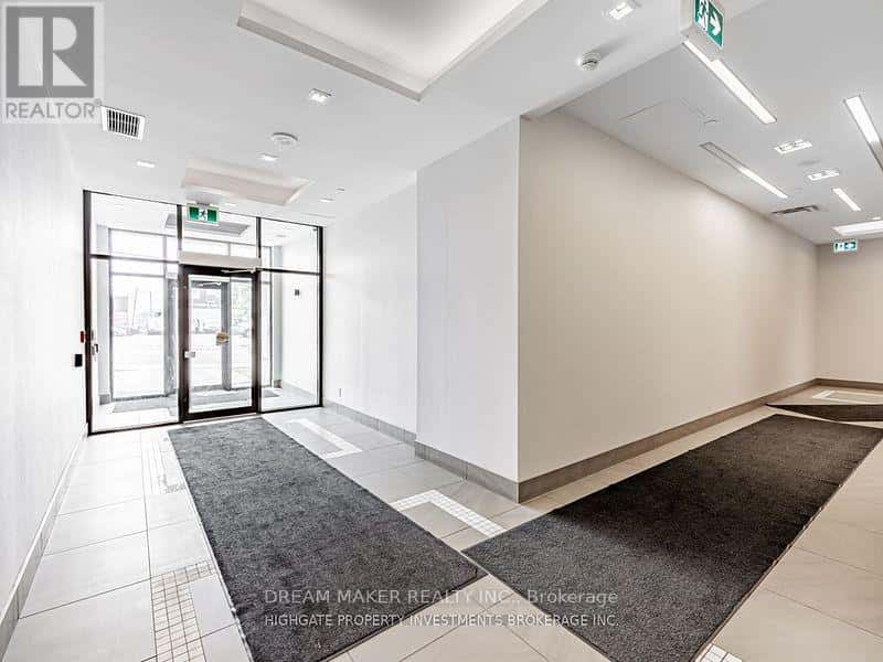 306 - 16 MCADAM AVENUE — Toronto (Yorkdale-Glen Park), Ontario - Photo 3 of 25