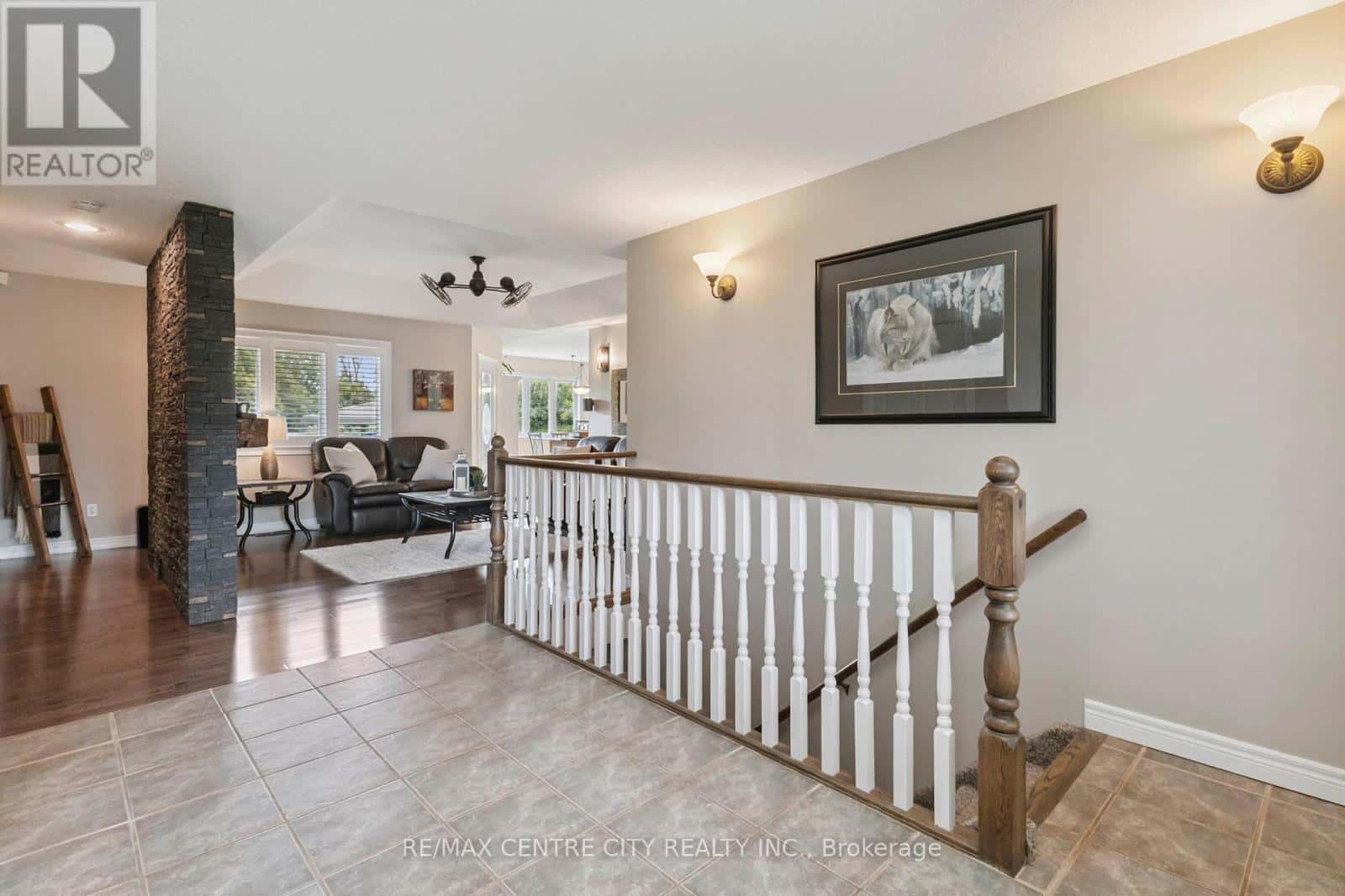 1839 PARKHURST AVENUE — London East (East H), Ontario - Photo 4 of 47