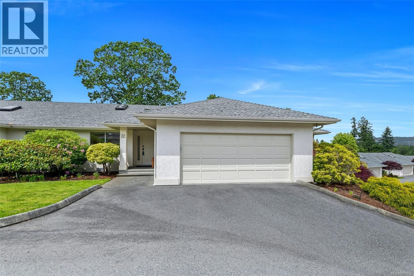 22 6038 Sterling Dr — Duncan, British Columbia - Main photo