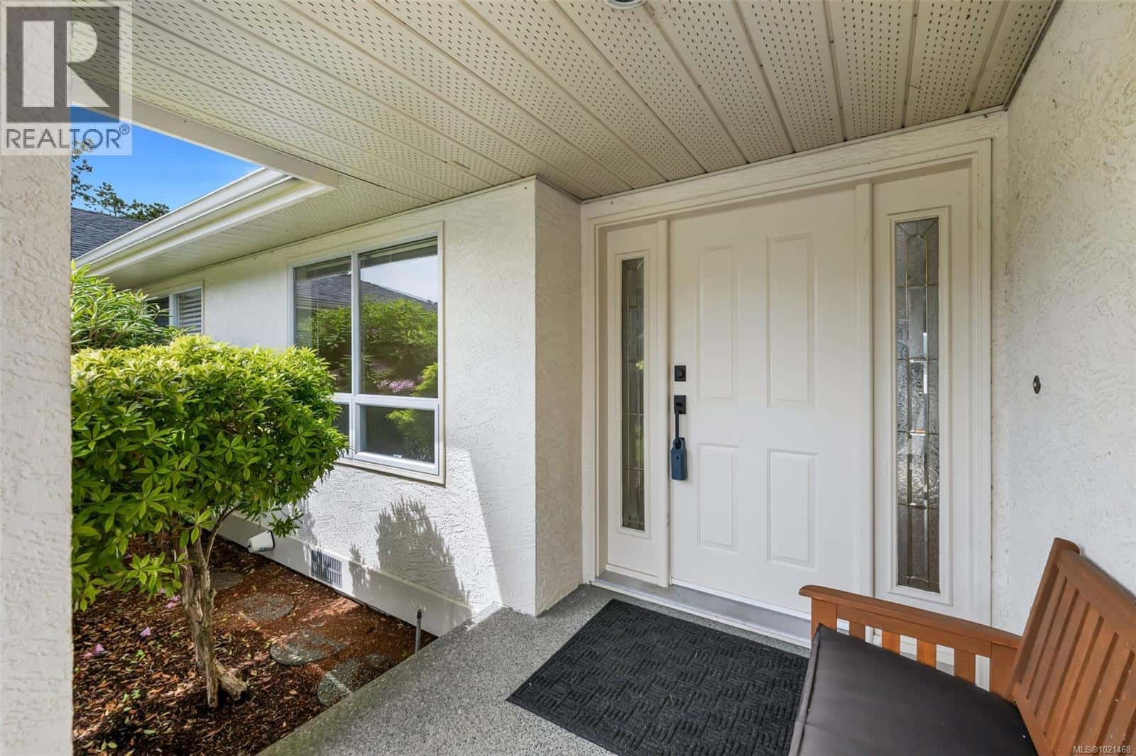 22 6038 Sterling Dr — Duncan, British Columbia - Photo 5 of 44