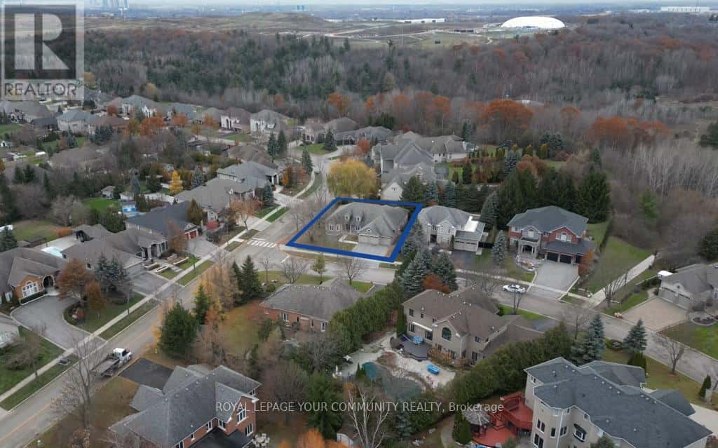 2 KOOTENAY RIDGE — Vaughan, Ontario - Photo 2 of 50