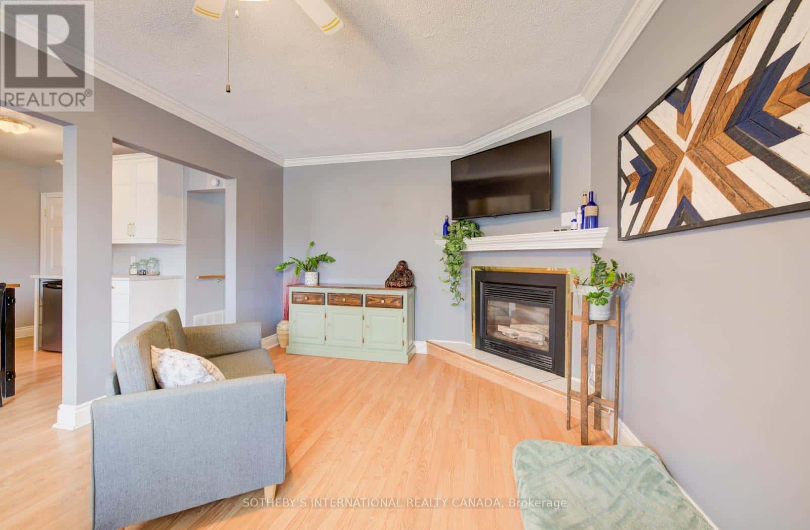 425 ST. PATRICK STREET — Norfolk (Port Dover), Ontario - Photo 2 of 24