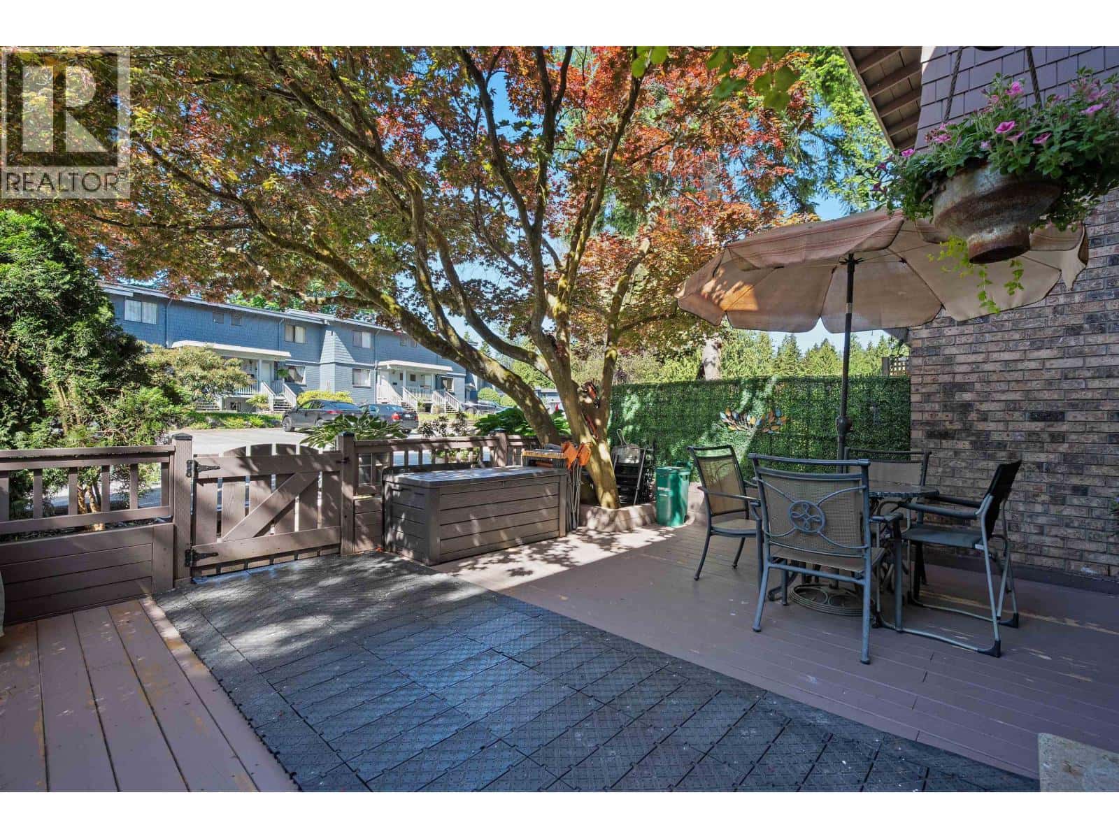 268A EVERGREEN DRIVE — Port Moody, British Columbia - Photo 5 of 40