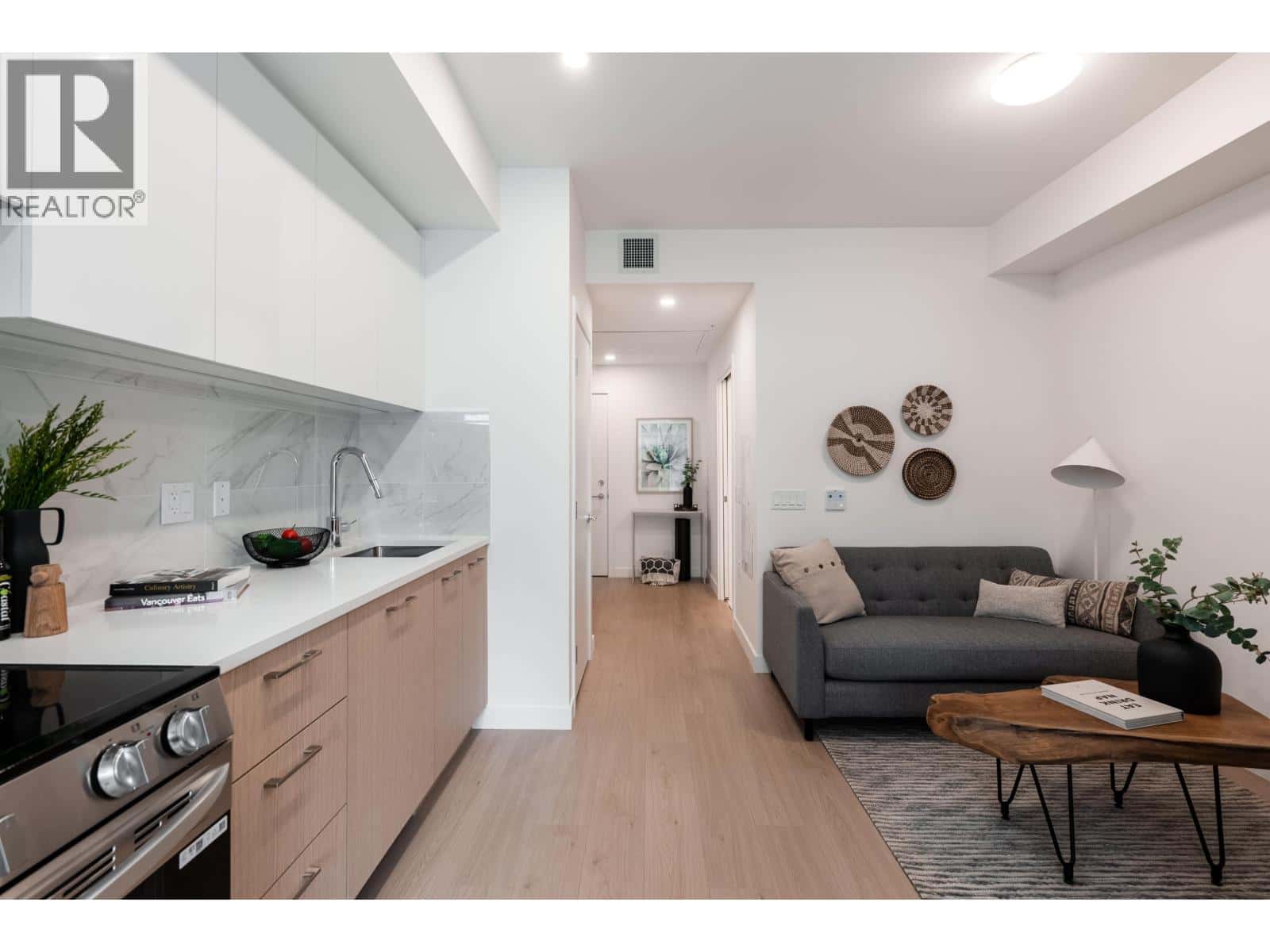 602 150 JAMES ROAD — Port Moody, British Columbia - Photo 3 of 26