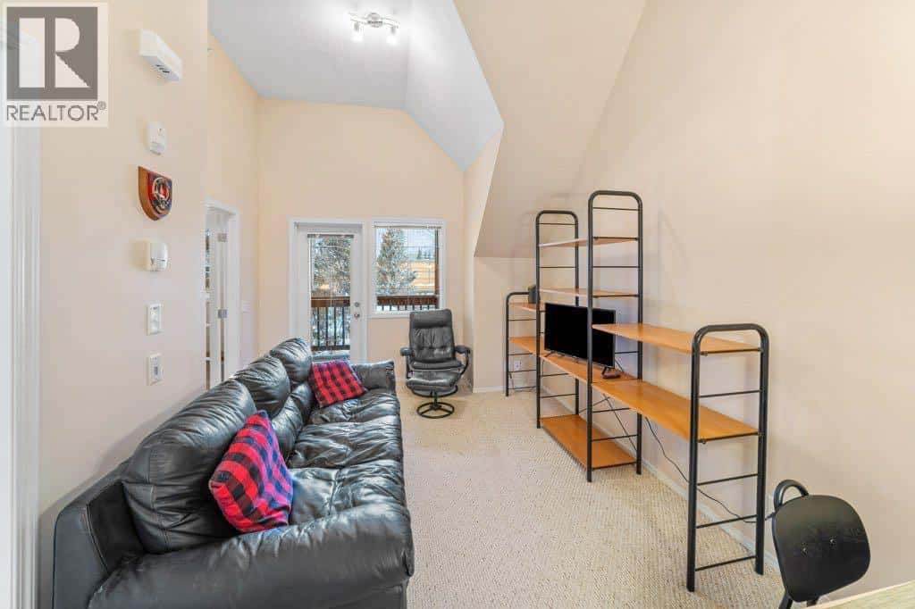 304, 343 Marten Street — Banff, Alberta - Photo 4 of 19