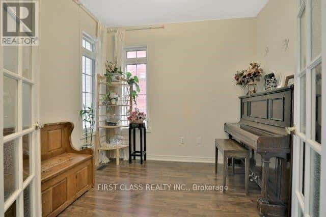 470 HARKIN PLACE — Milton (SC Scott), Ontario - Photo 3 of 20