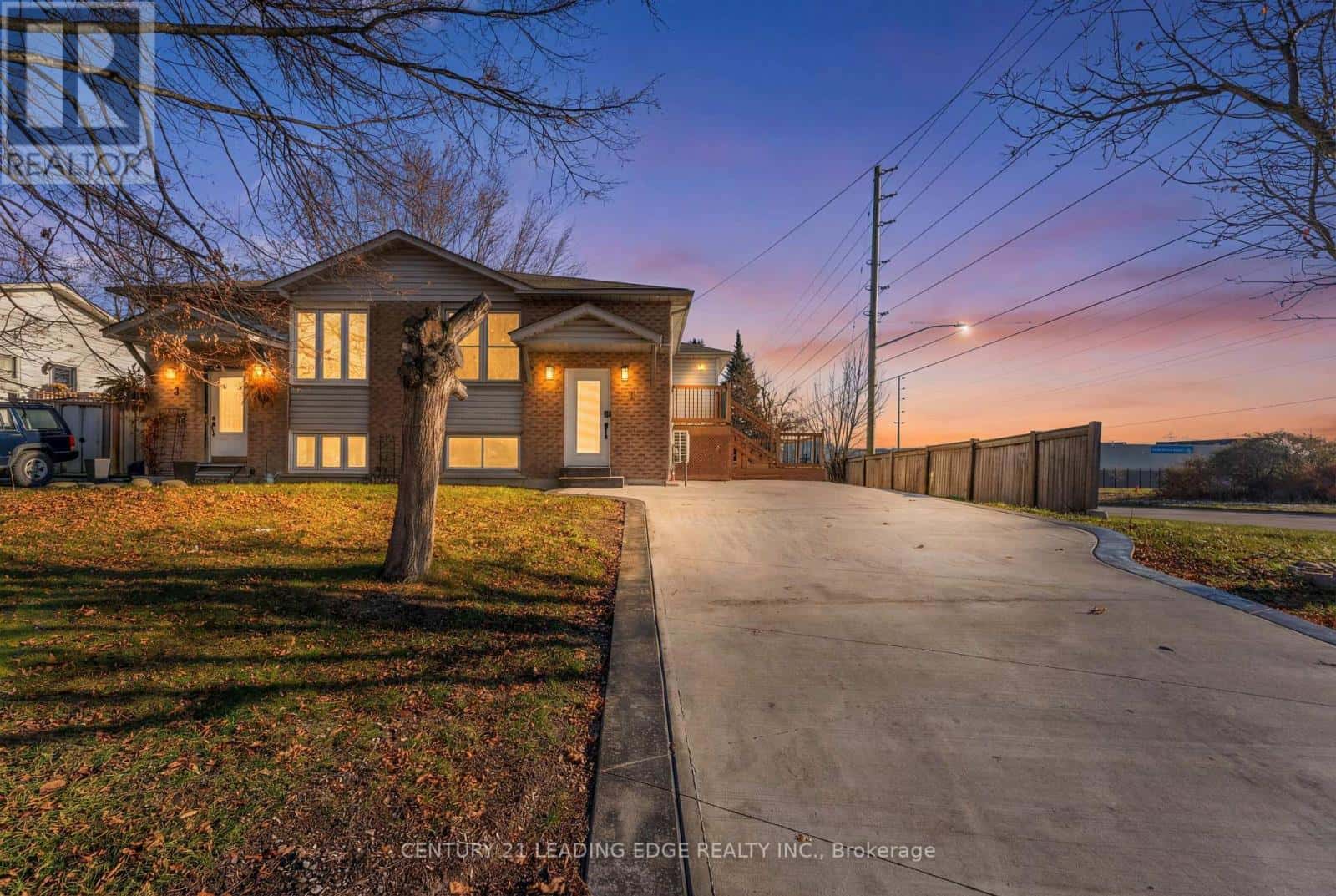 1 LOCKHART GATE — Clarington (Bowmanville), Ontario - Photo 4 of 44