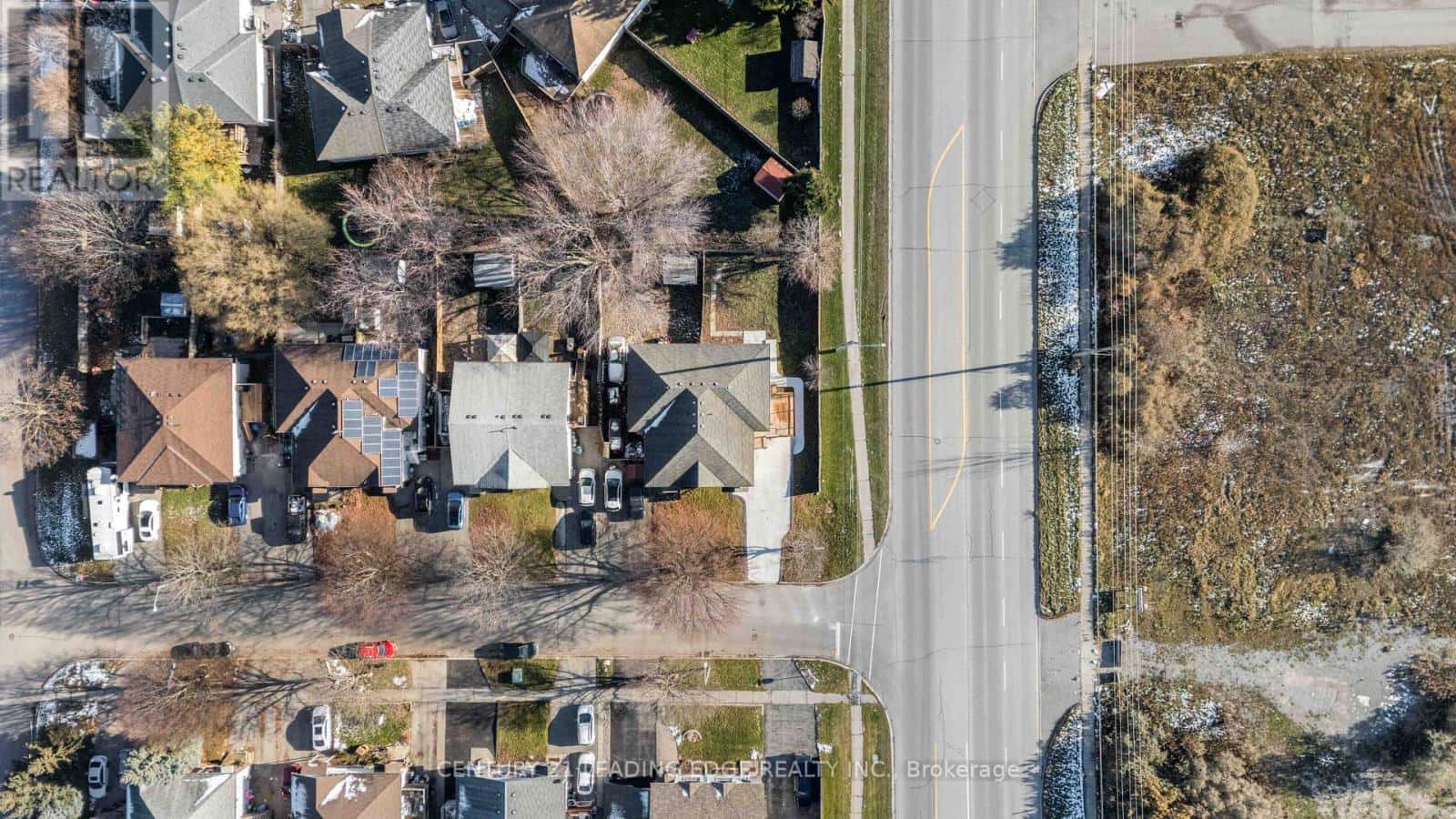 1 LOCKHART GATE — Clarington (Bowmanville), Ontario - Photo 5 of 44