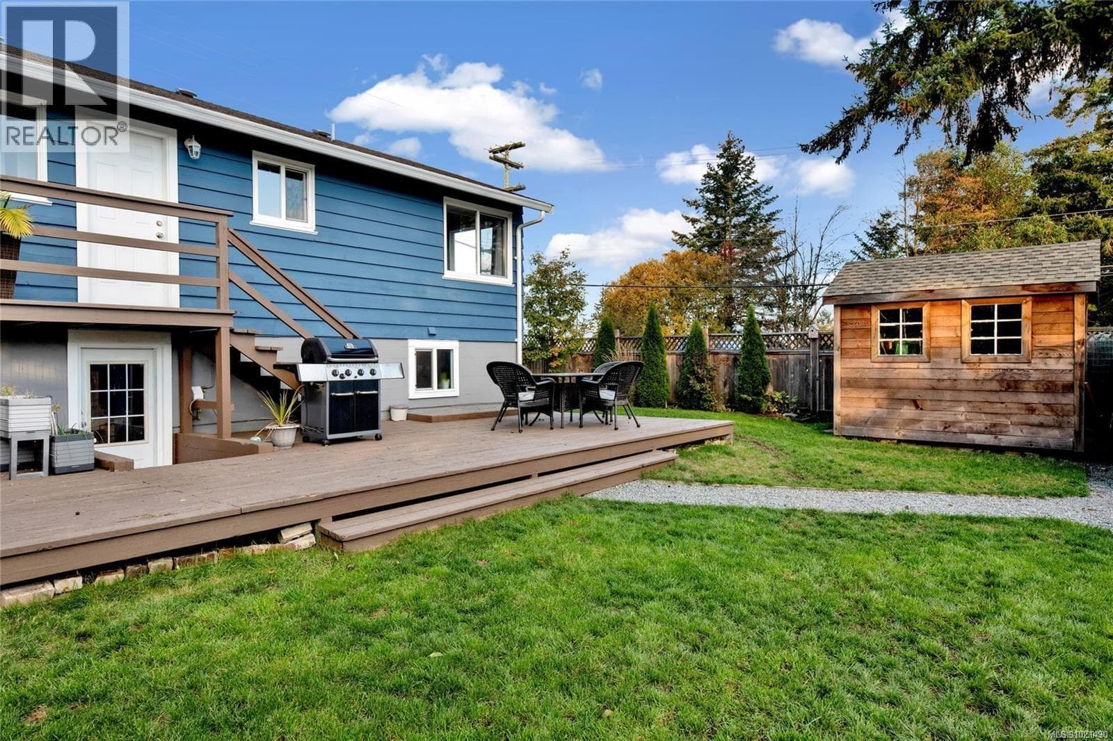 1013 Strathmore St — Nanaimo, British Columbia - Main photo