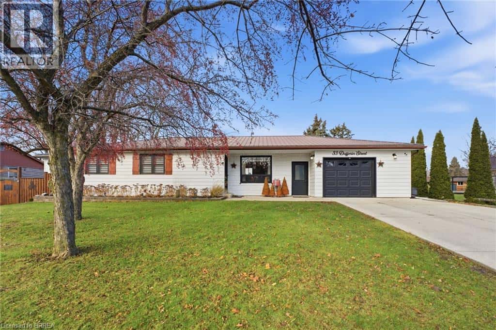 33 DUFFERIN Street — Burford, Ontario - Photo 3 of 50