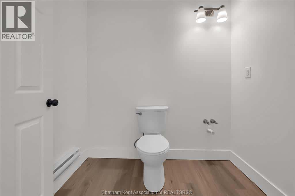 131 Main STREET — Dresden, Ontario - Photo 3 of 3