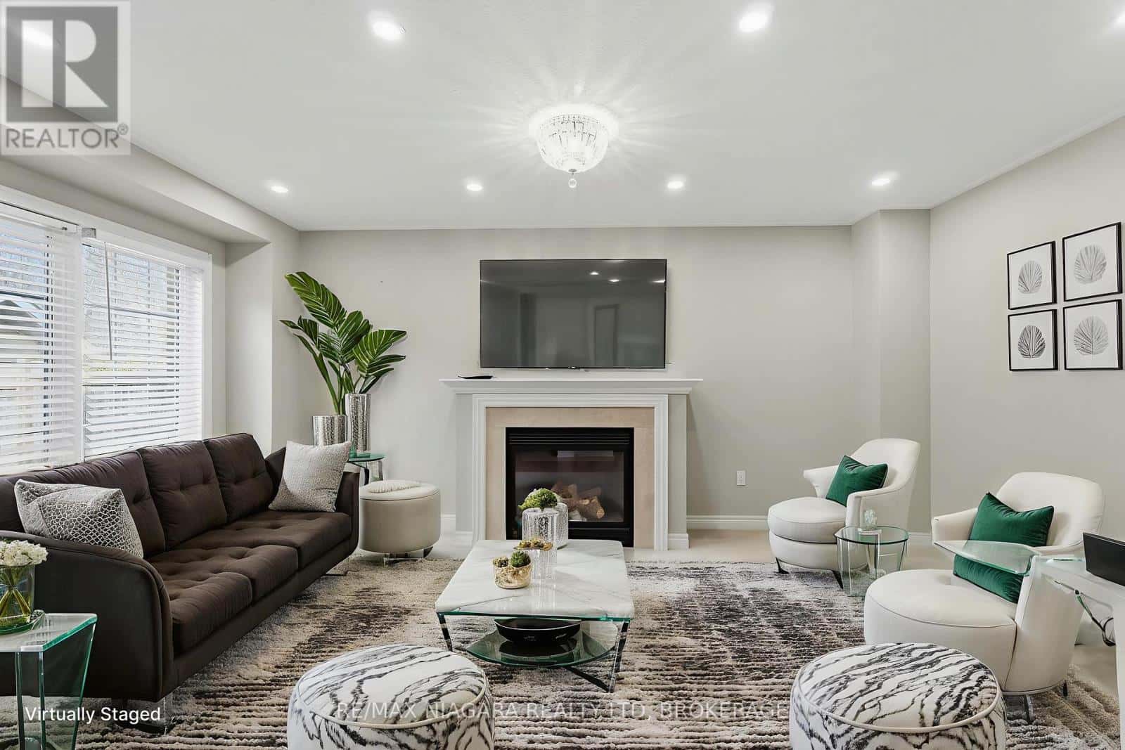 6537 ST MICHAEL AVENUE — Niagara Falls (Forestview), Ontario - Photo 4 of 38