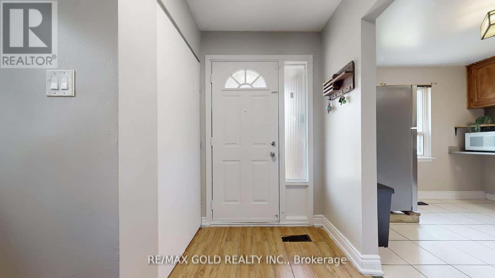 42 MURISON BOULEVARD — Toronto (Malvern), Ontario - Photo 3 of 48