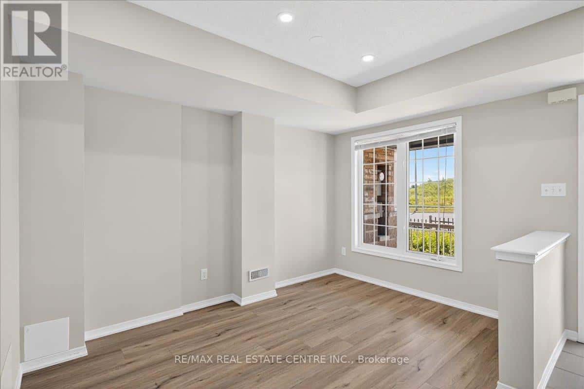 1373 SALEM ROAD N — Ajax (Northeast Ajax), Ontario - Photo 5 of 37