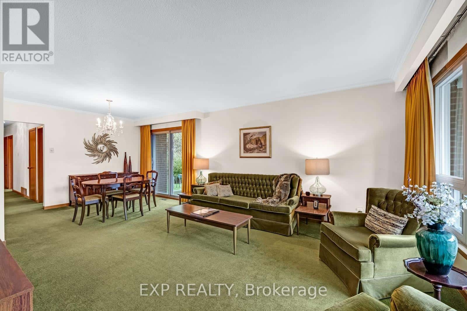 28 AVIEMORE DRIVE — Toronto (Humber Summit), Ontario - Photo 4 of 41