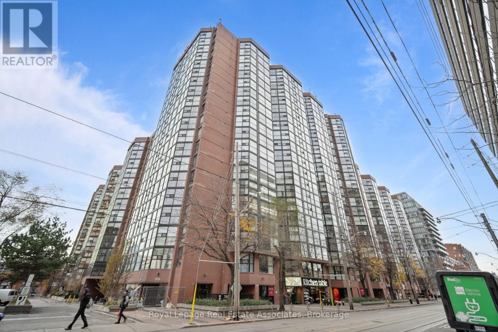 805 - 705 KING STREET W — Toronto (Niagara), Ontario - Main photo