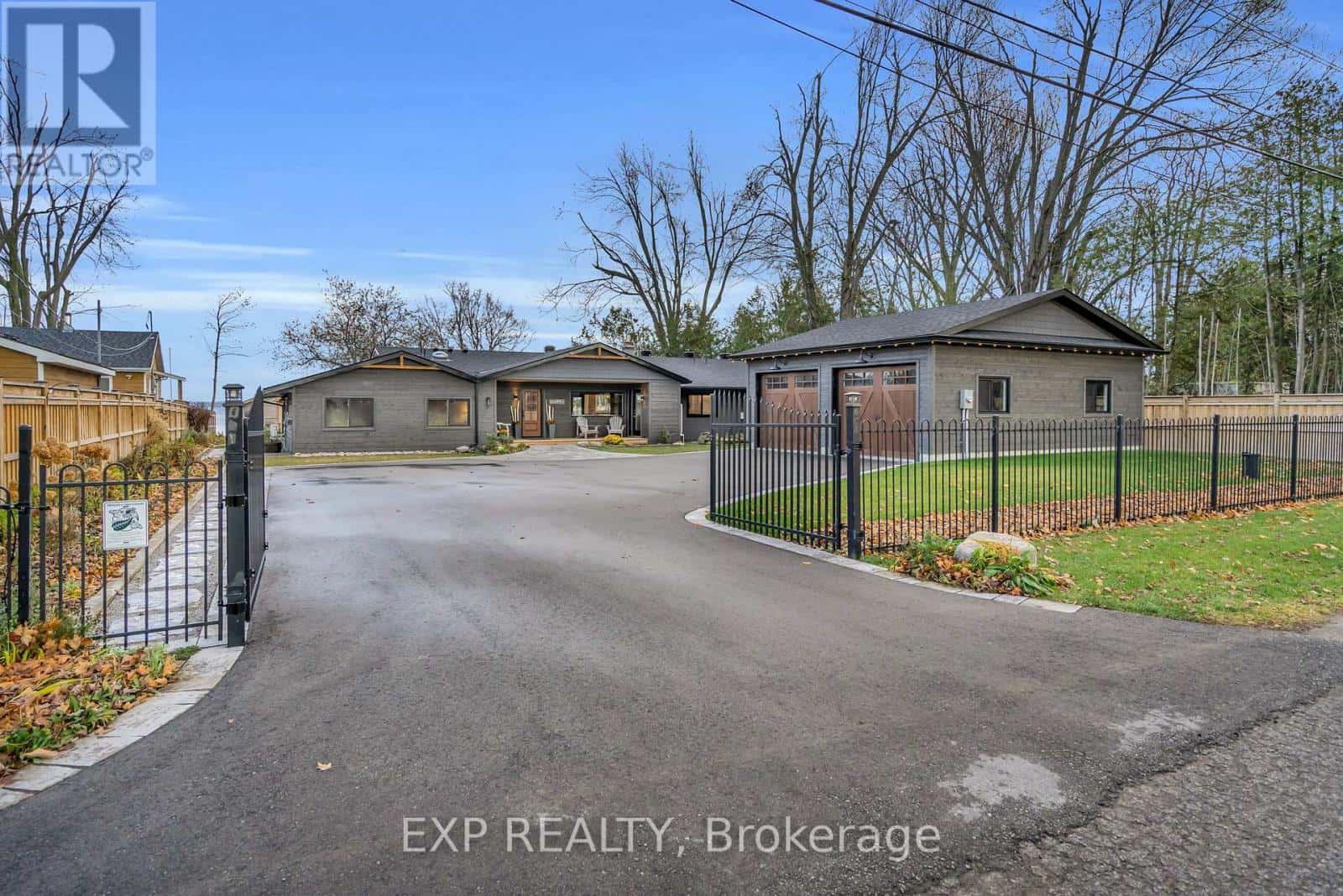 621 DUCLOS POINT ROAD — Georgina (Pefferlaw), Ontario - Photo 2 of 49