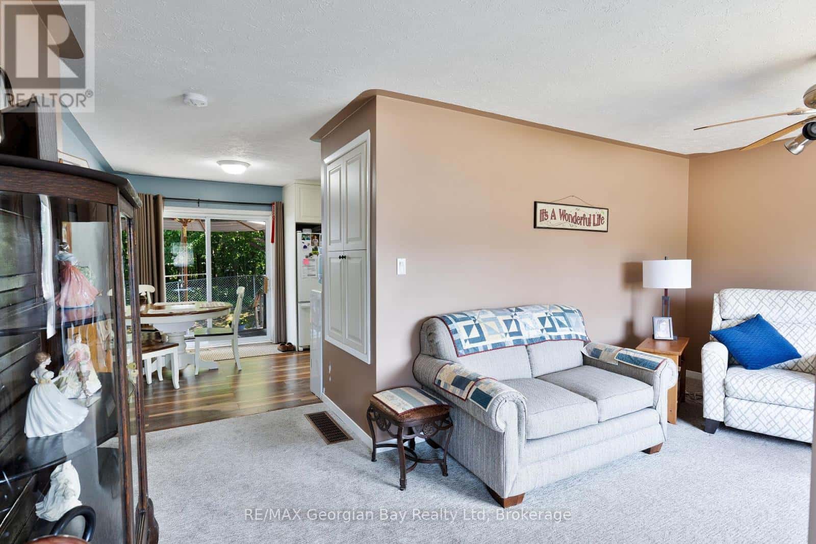 5 EASTON AVENUE — Tay (Port McNicoll), Ontario - Photo 5 of 35