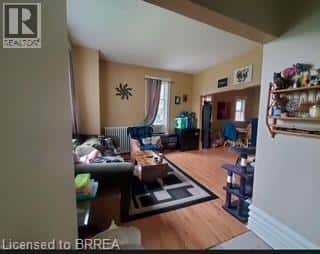 117 MAIN Street W — Norwich, Ontario - Photo 5 of 7