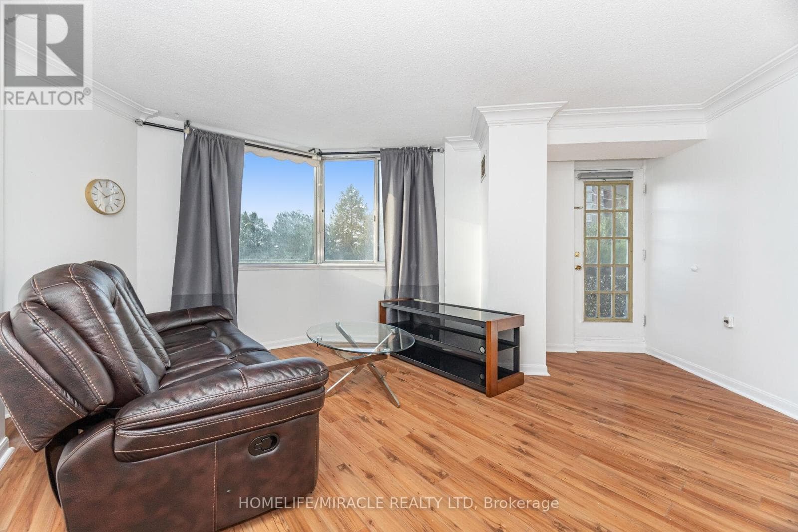 208 - 236 ALBION ROAD — Toronto (Elms-Old Rexdale), Ontario - Main photo