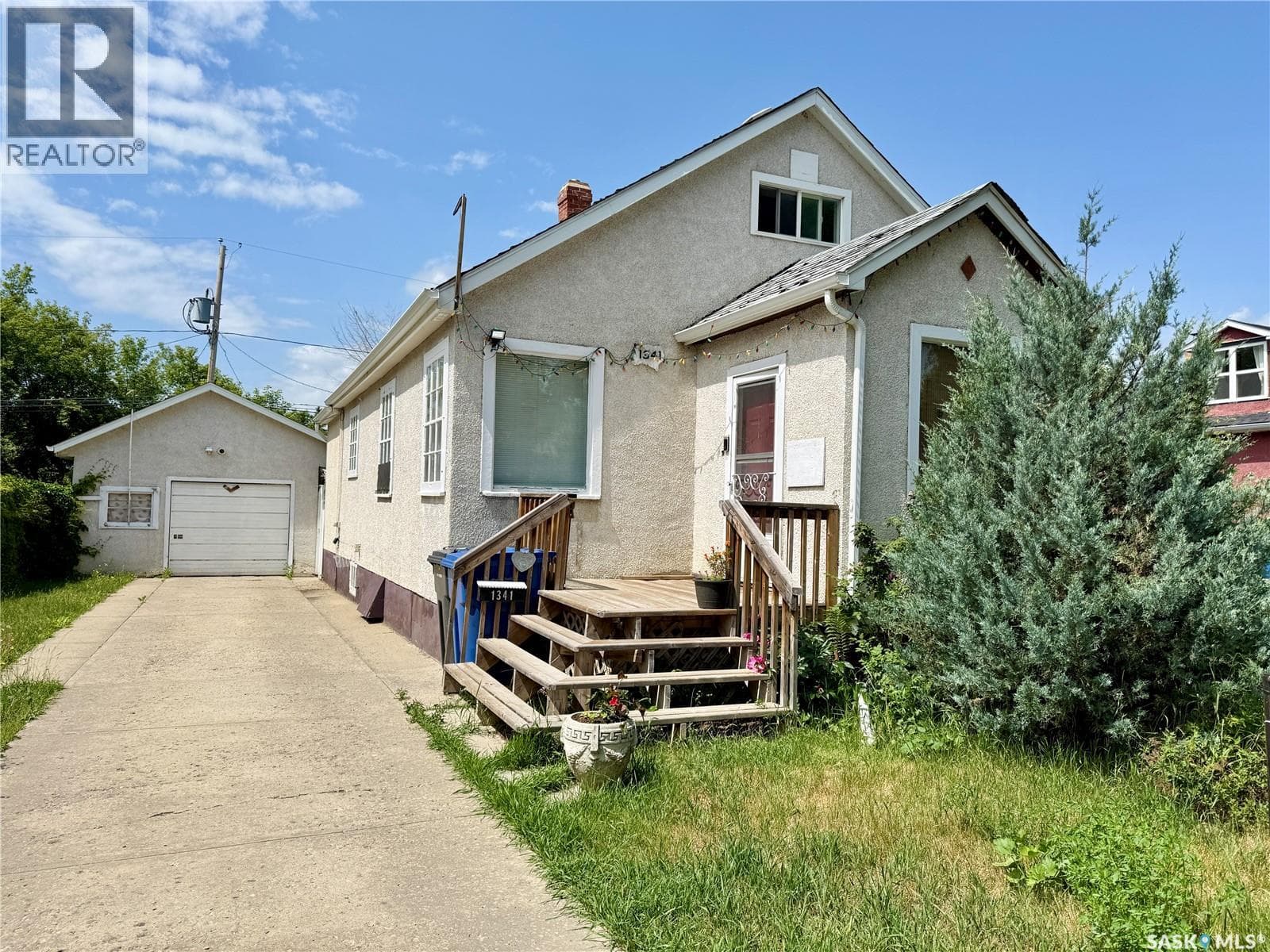 1341 105th STREET — North Battleford, Saskatchewan - Main photo