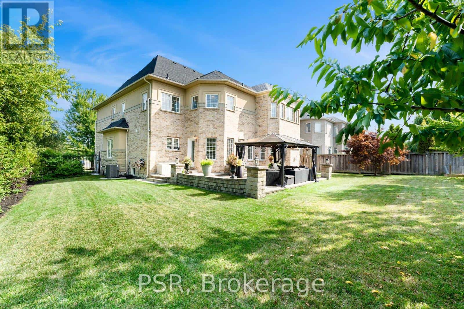 26 LOUVAIN DRIVE — Brampton (Vales of Castlemore North), Ontario - Photo 2 of 40