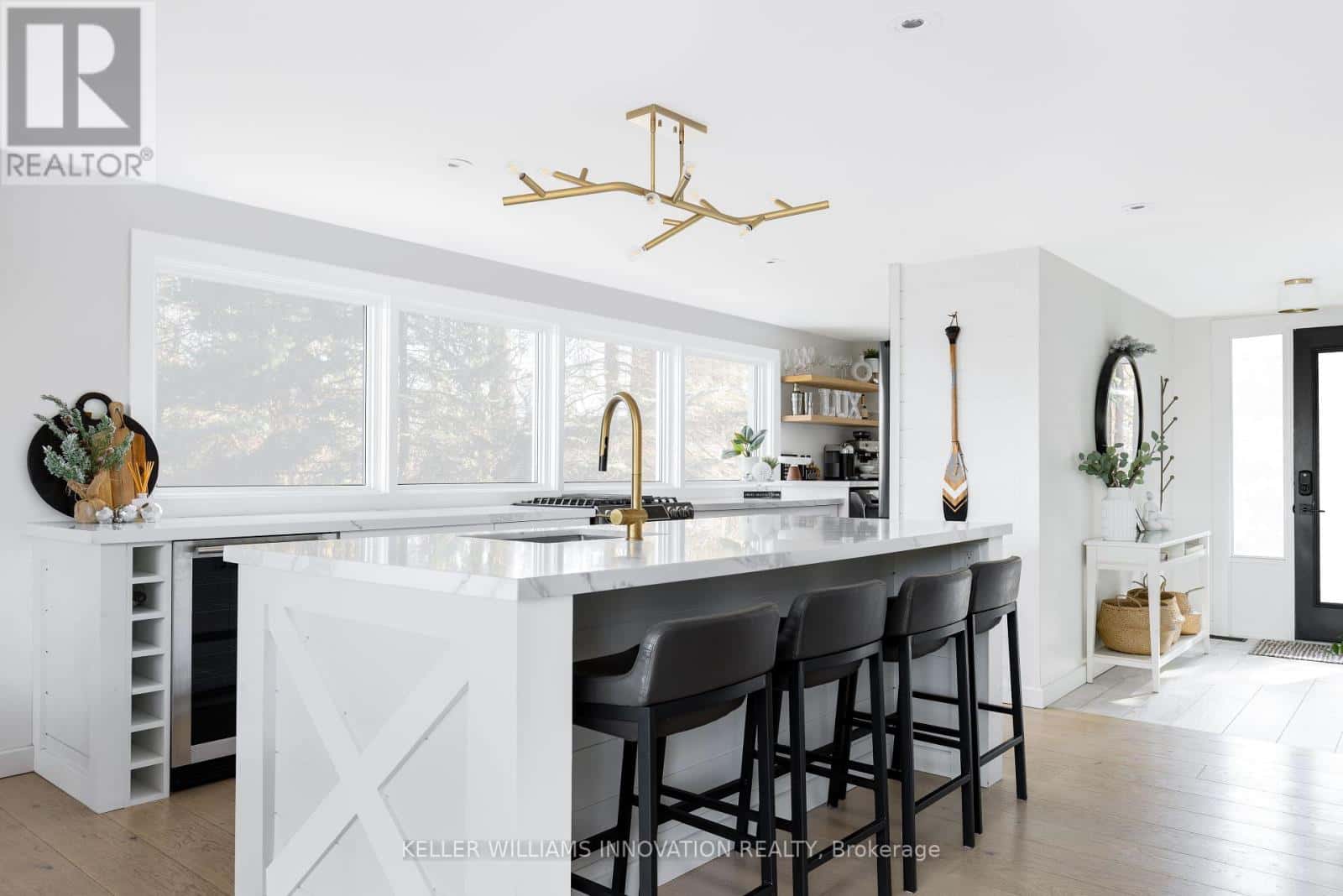 2872 Muskoka Road 118 West