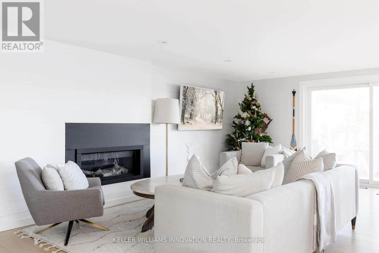 2872 MUSKOKA ROAD 118 W — Muskoka Lakes (Monck (Muskoka Lakes)), Ontario - Photo 2 of 49