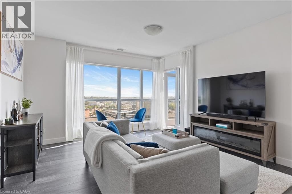 1 VICTORIA Street S Unit# 1113 — Kitchener, Ontario - Main photo