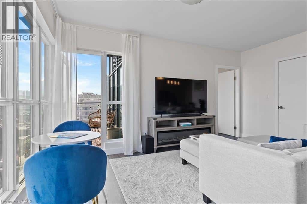 1 VICTORIA Street S Unit# 1113 — Kitchener, Ontario - Photo 4 of 29