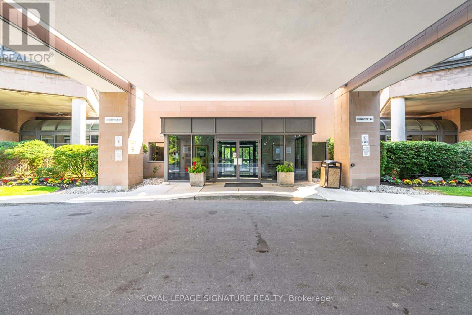 804 - 3 HICKORY TREE ROAD — Toronto (Weston), Ontario - Photo 2 of 41