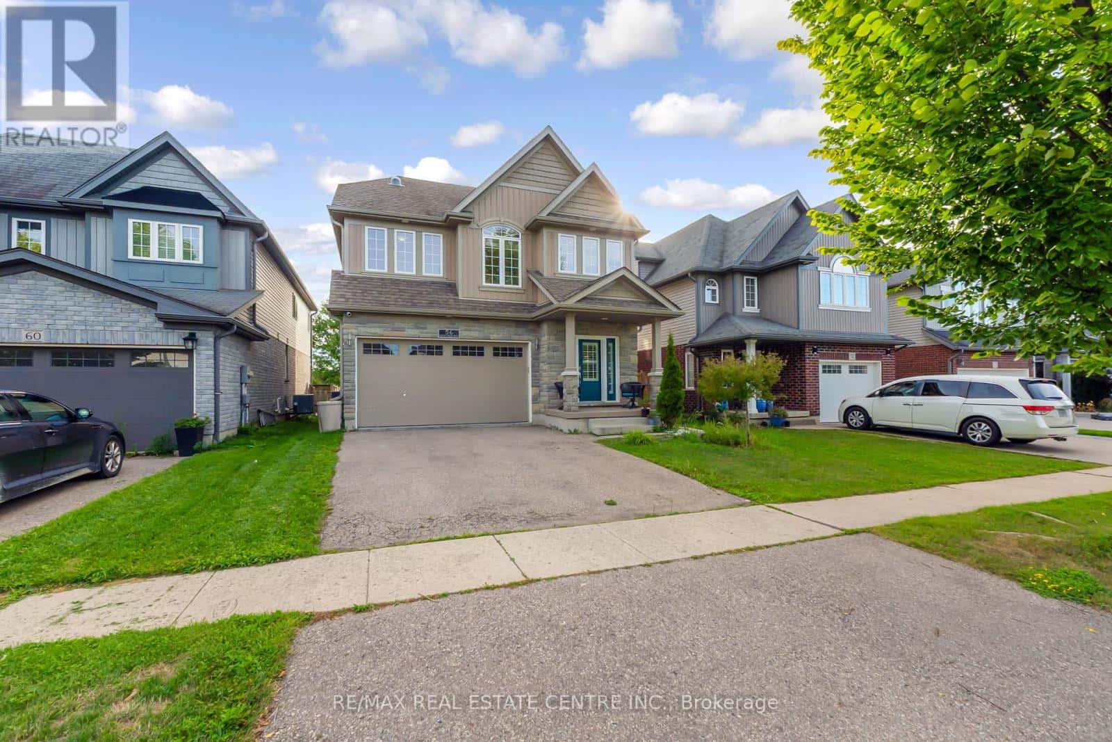 56 SMITH'S CREEK DRIVE — Wilmot, Ontario - Photo 2 of 50