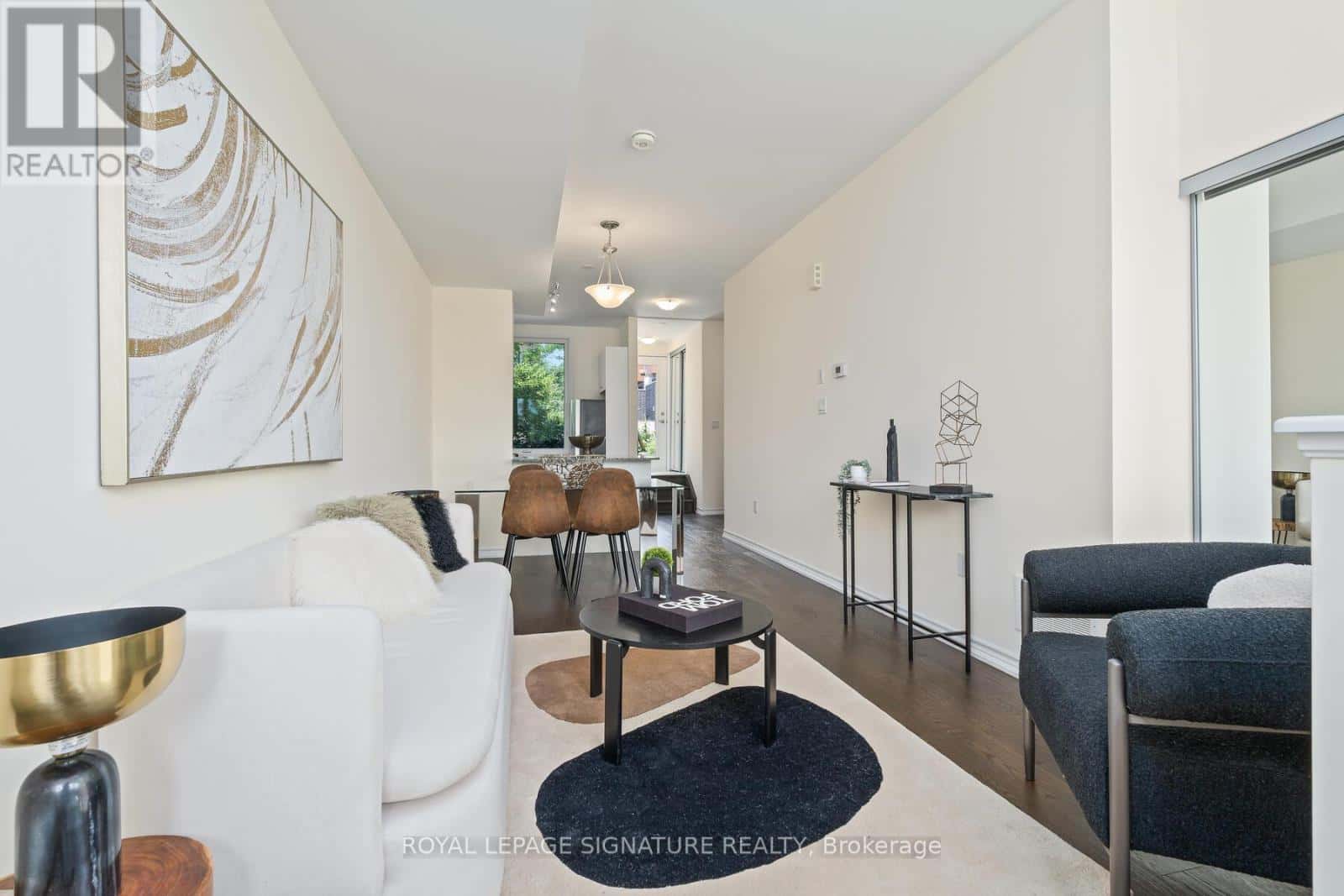 10 CURLEW DRIVE — Toronto (Parkwoods-Donalda), Ontario - Photo 4 of 17