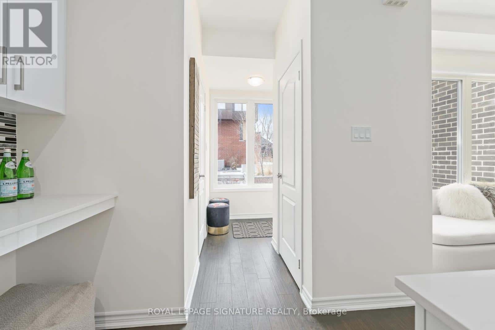 30 - 1972R VICTORIA PARK AVENUE — Toronto (Parkwoods-Donalda), Ontario - Photo 3 of 19