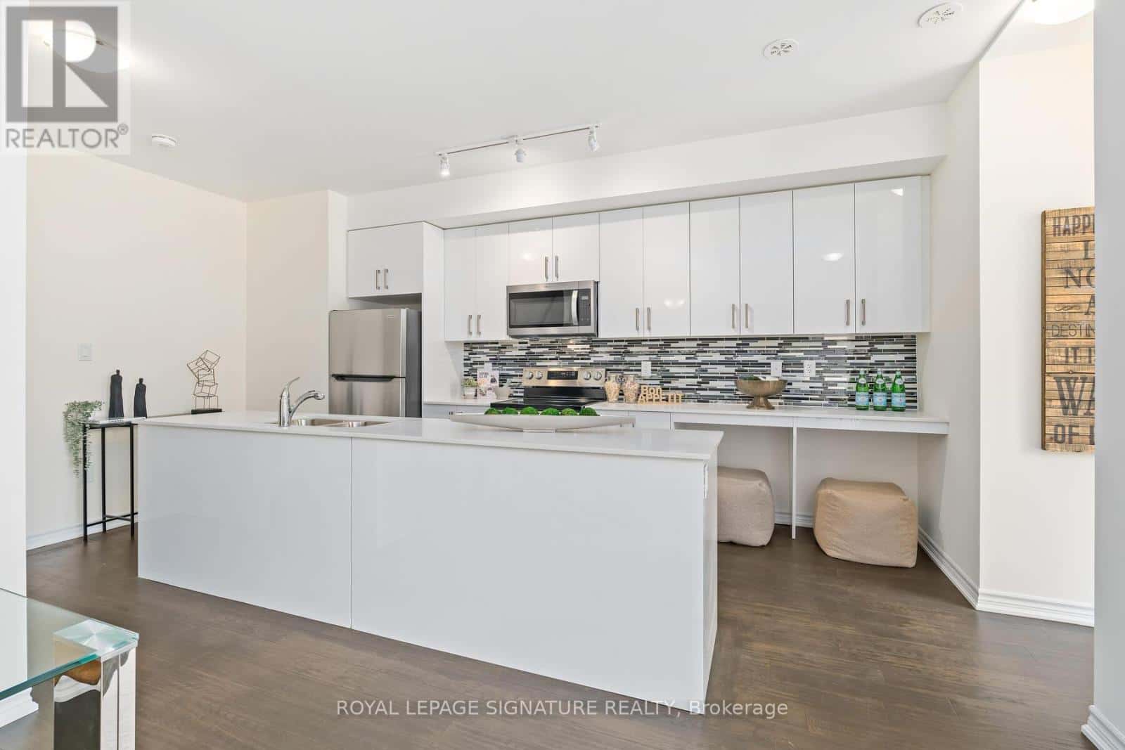 30 - 1972R VICTORIA PARK AVENUE — Toronto (Parkwoods-Donalda), Ontario - Photo 5 of 19