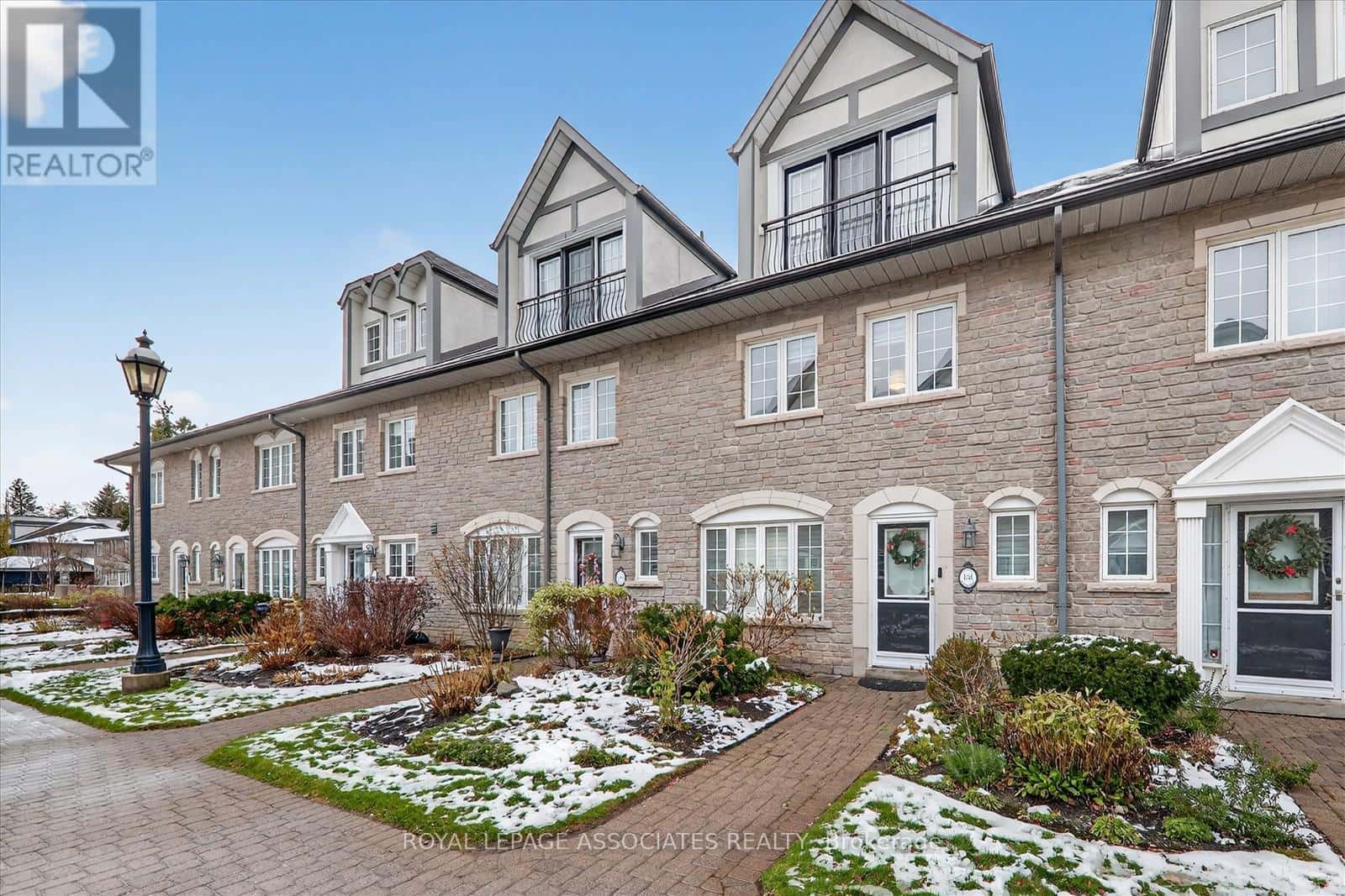 151 - 1995 ROYAL ROAD — Pickering (Village East), Ontario - Photo 3 of 48