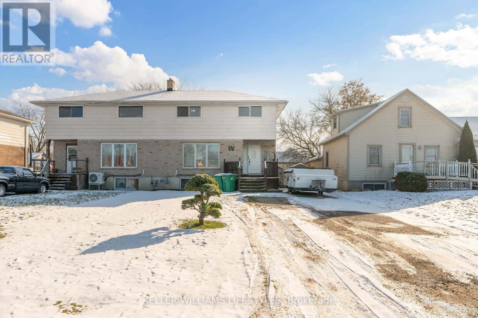 141 GRAHAM STREET — Southwest Middlesex (Glencoe), Ontario - Photo 2 of 50