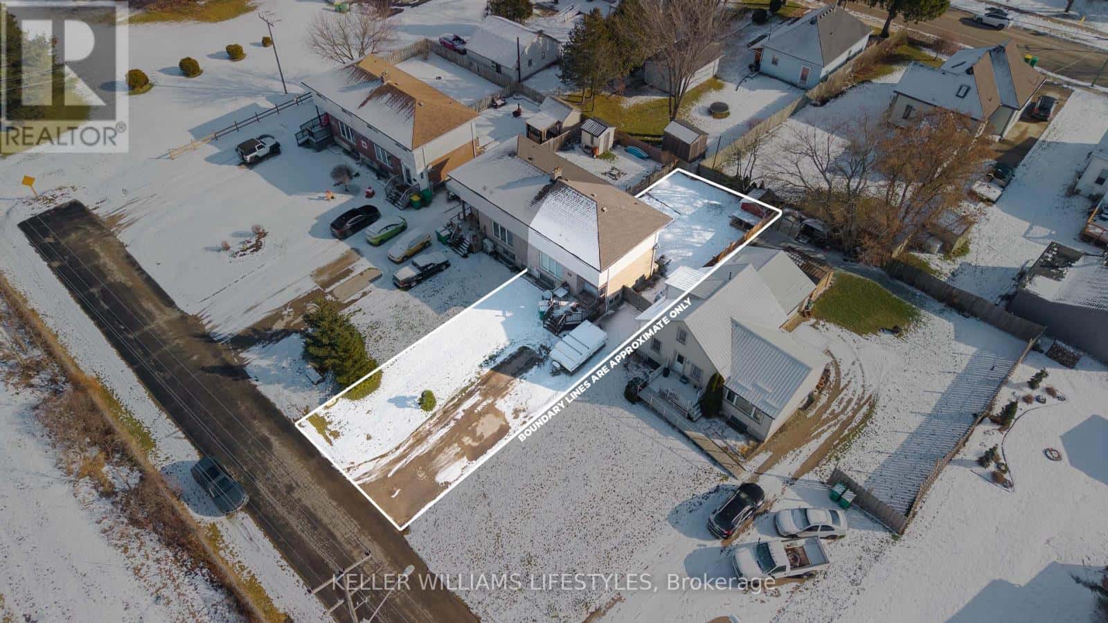 141 GRAHAM STREET — Southwest Middlesex (Glencoe), Ontario - Photo 4 of 50