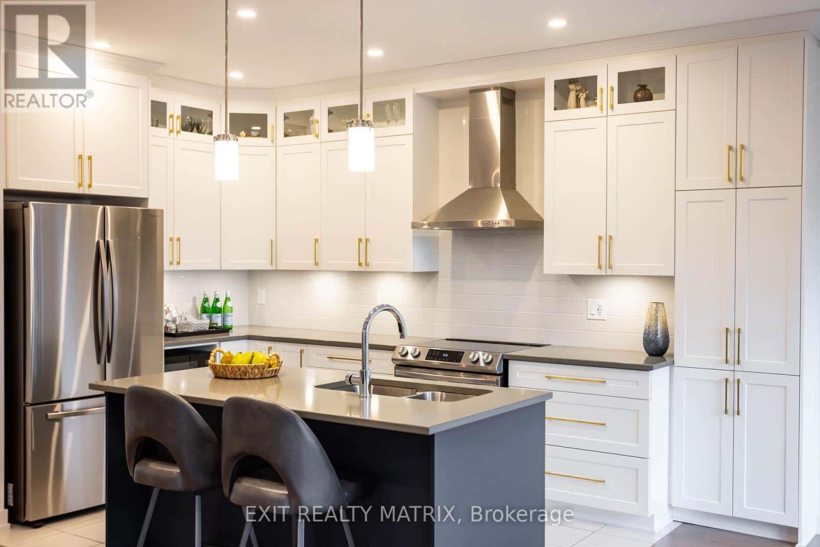 6487 RENAUD ROAD — Ottawa, Ontario - Photo 5 of 41