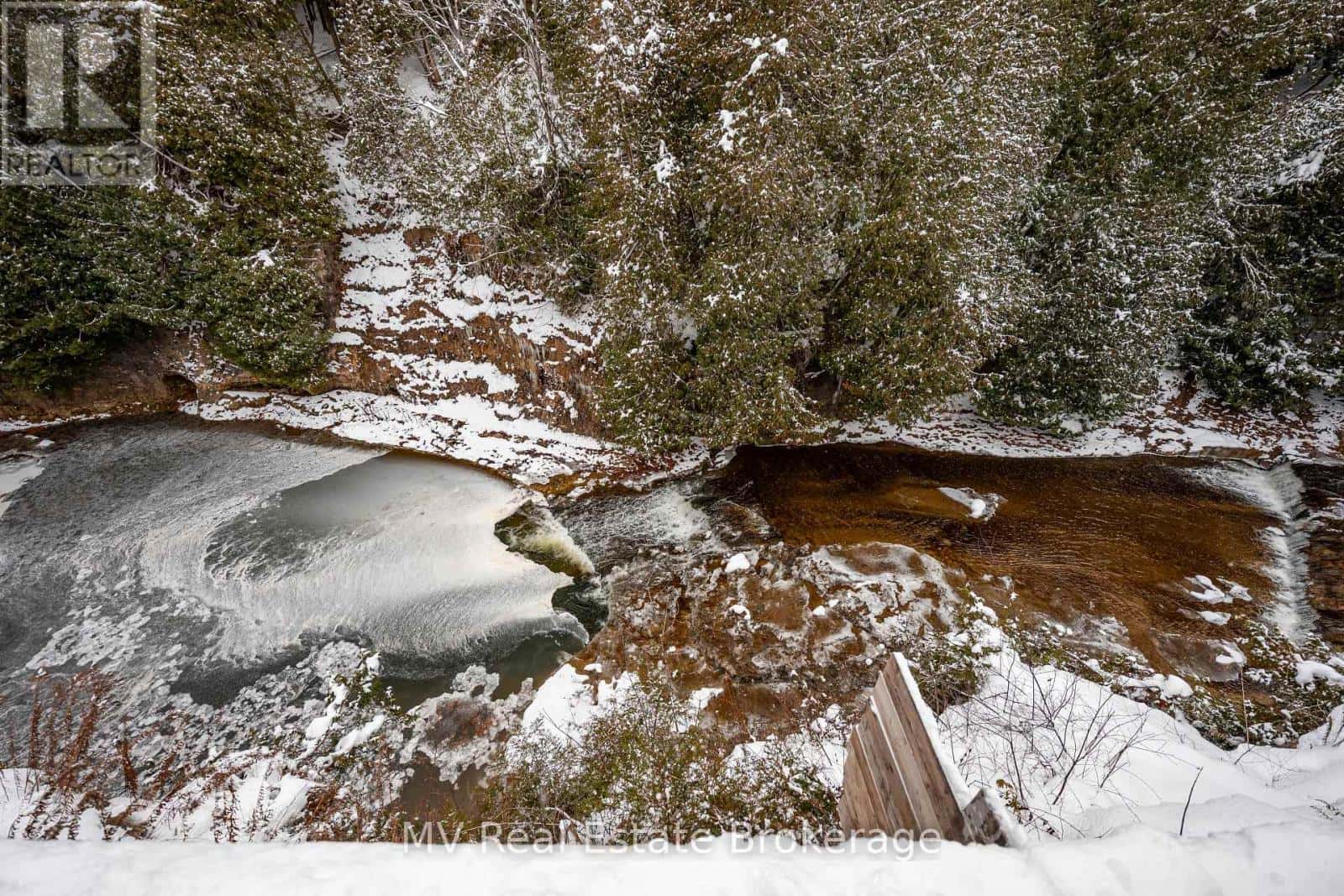 6 MILLRIDGE ESTATE PRIVATE — Centre Wellington (Elora/Salem), Ontario - Photo 2 of 50